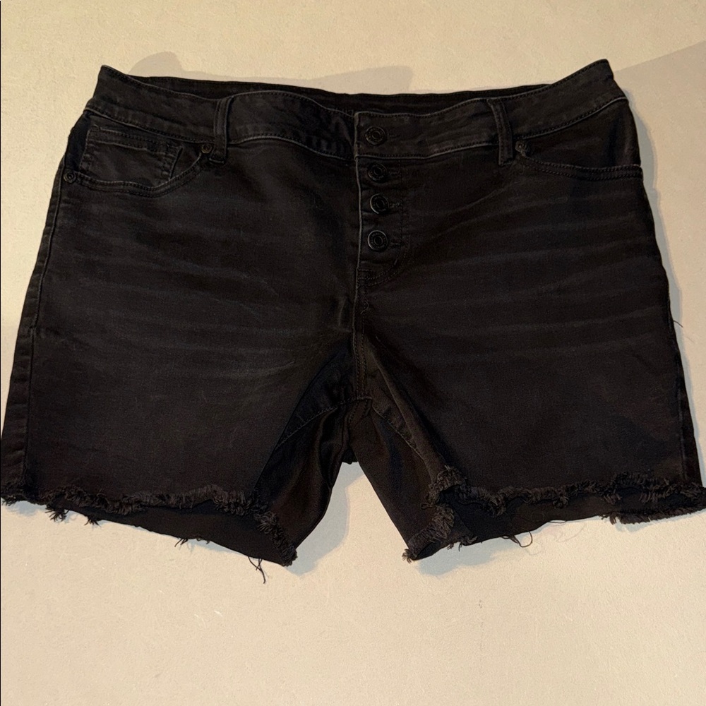 Black Denim Women's Shorts - 4.5" Inseam